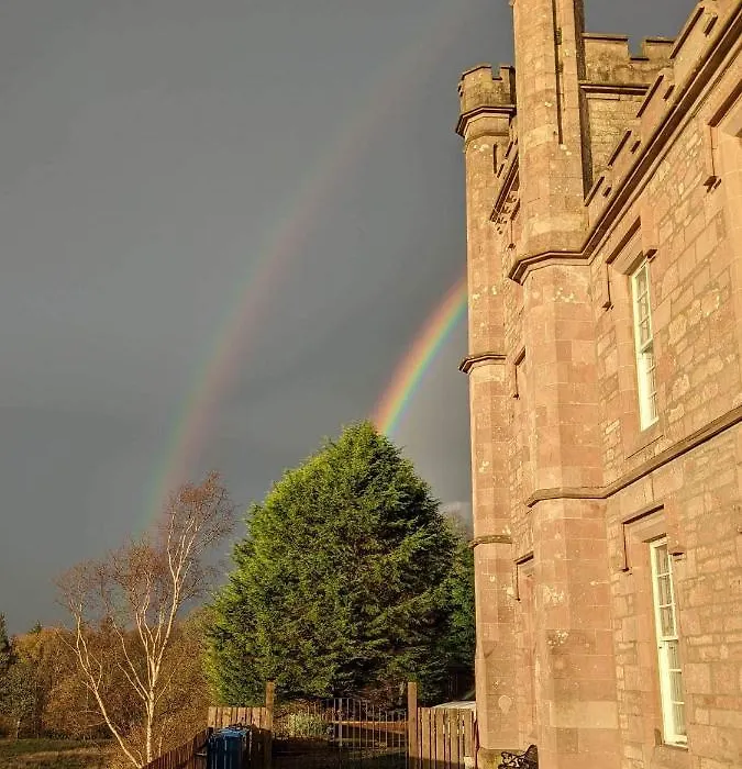 Langhouse Castle Bed And Breakfast-1